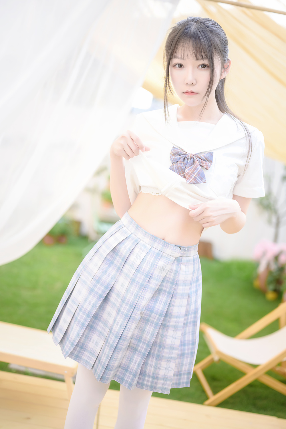 图片[1]-香草喵露露 NO.009 阳光庭院制服 [50P-714MB]-微密空间-全网最全抖音网红铁粉空间写真